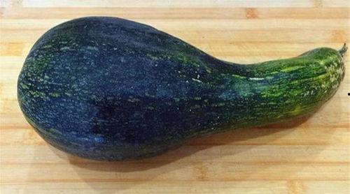 梦见吃半个肉瓜,探寻梦境中的肉瓜寓意