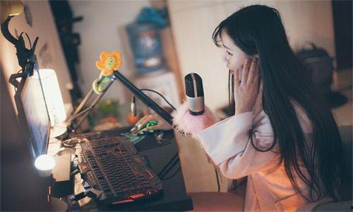 主播吃葫芦瓜视频,趣味横生引网友热议