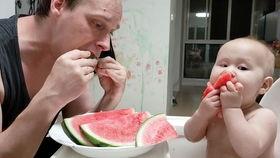 奶娃吃瓜,揭秘娱乐圈那些不为人知的幕后故事