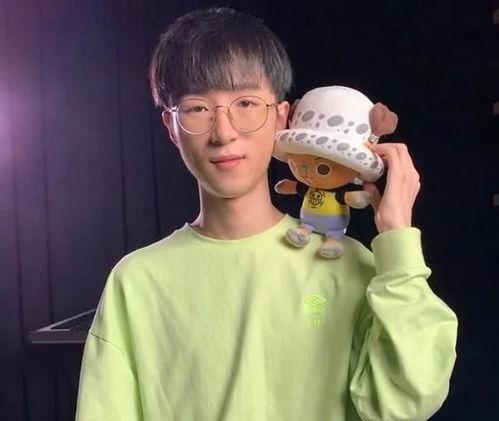 王小歪吃瓜,揭秘娱乐圈那些不为人知的幕后故事