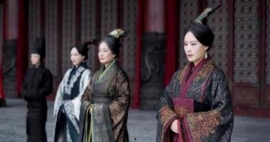 大秦吃瓜记,揭秘秦朝宫廷的宫廷八卦风云